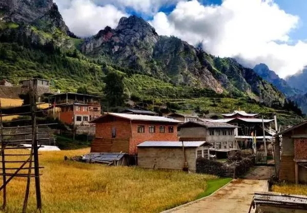 秋天旅游最佳去處國內