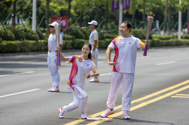 從古城到新城 杭州第19屆亞洲運動會火炬?zhèn)鬟f紹興站順利完成(圖7)