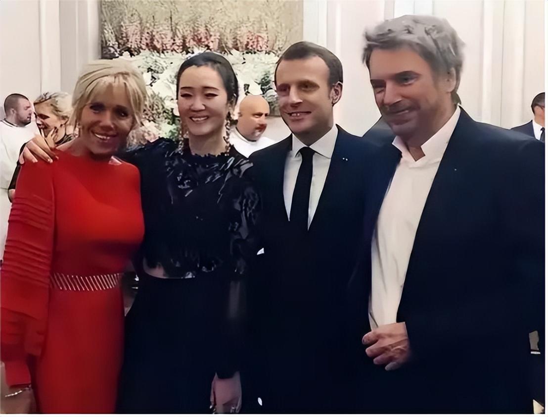鞏俐陪馬克龍訪華，多重身份引發網友熱議，她身上的秘密藏不住了(圖22)