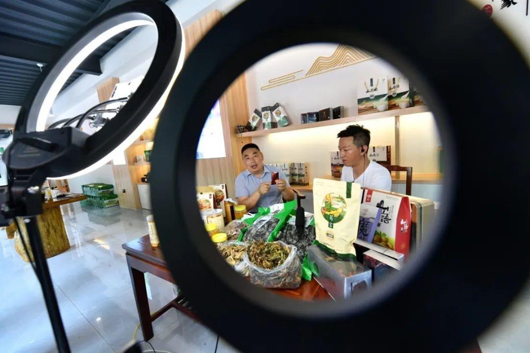新媒體直播在氣象科普中的應用，以各種災害性天氣為例(圖9)