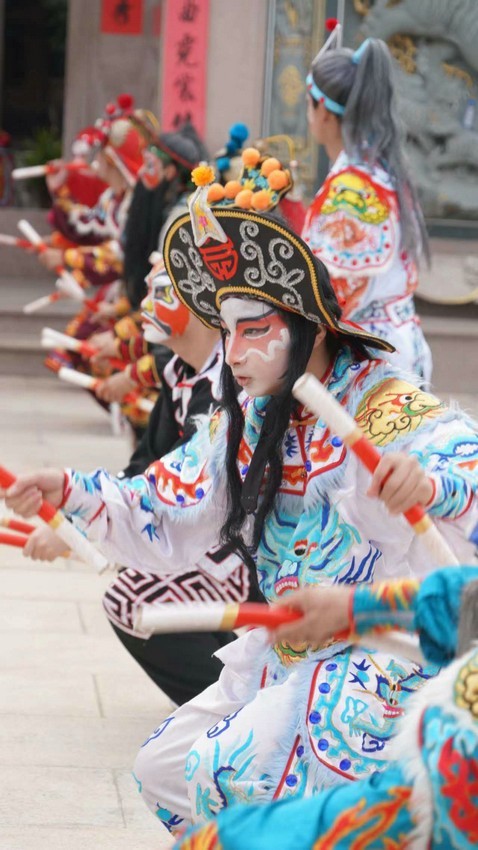 《非遺新生代》講述z世代非遺年輕人自己的故事 以現代審美內涵解讀傳統非遺文化(圖5)