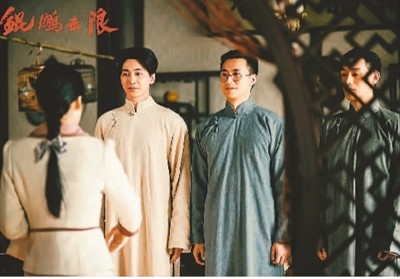 《鯤鵬擊浪》：再現革命者的青春歲月與成長歷程
