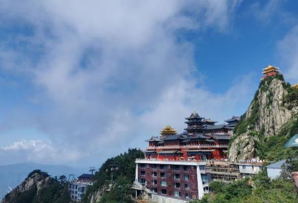 洛陽老君山風景區門票優惠政策2024