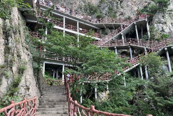 洛陽老君山風景區門票優惠政策2024