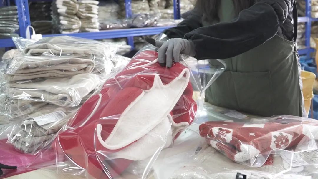 【愛心接力 秉承使命】嗨玩購集團(tuán)助力河南全省“新年穿新衣”困境兒童幫扶公益活動(dòng)(圖5) IMG_260