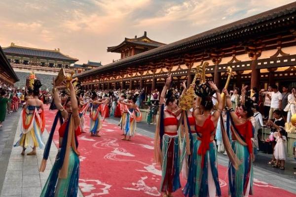 襄陽唐城影視基地門票優惠政策2024