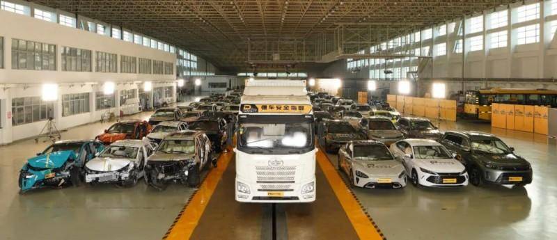鉆卡測試挑戰車企極限？生命安全不是選擇題