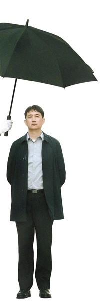 《不虛此行》：懸浮的人間煙火倔強的詩意表達