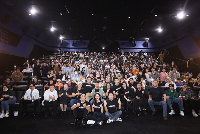 電影《莫斯科行動(dòng)》首映 劉德華：這部電影是我20年來(lái)的夢(mèng)